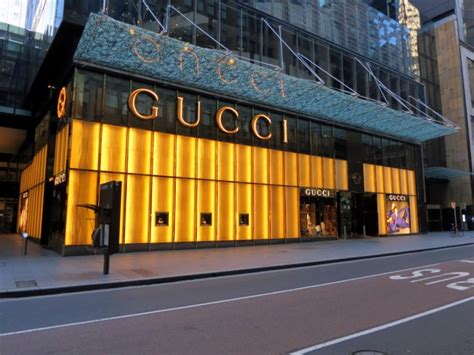 gucci company net worth